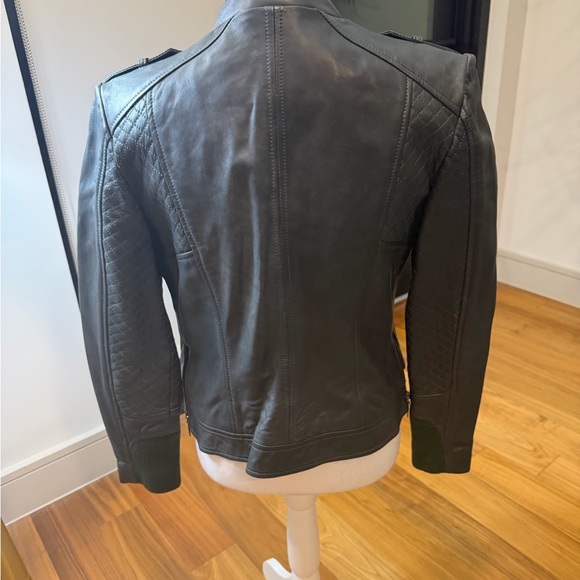 Bernardo Women's Black/dark Charcoal Leather Jacket Size S - Picture 6 of 11